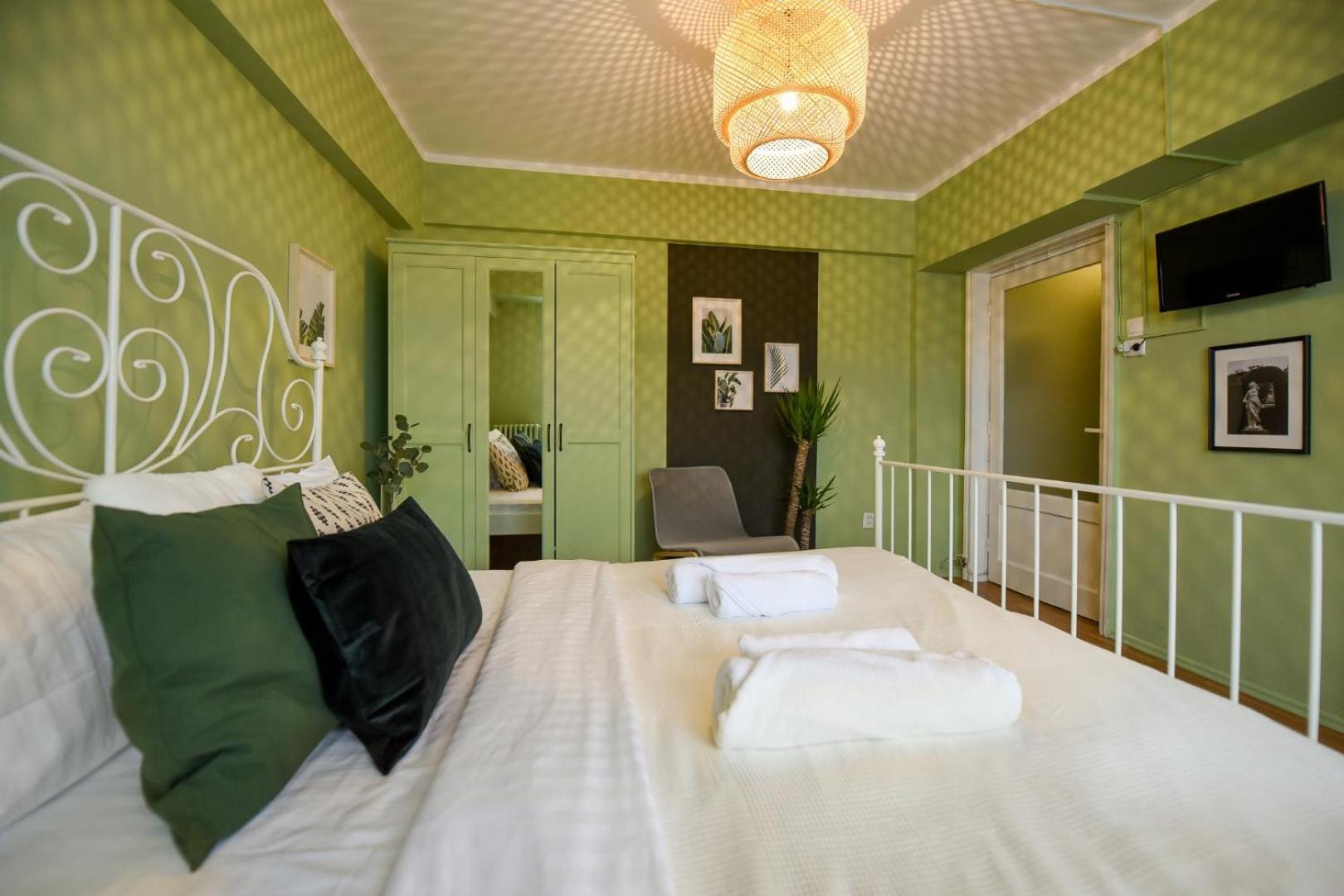 Chic With Breathtaking Views Over Calea Victoriei - Your Heaven * Bucarest